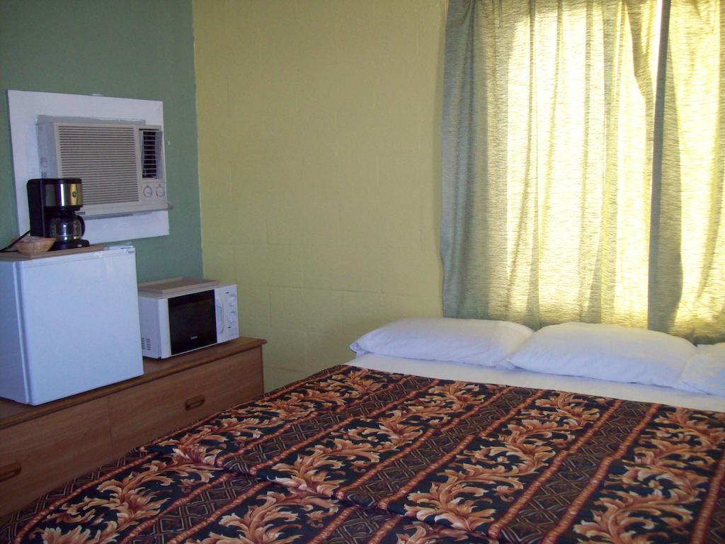 Budget Inn Sanderson Szoba fotó